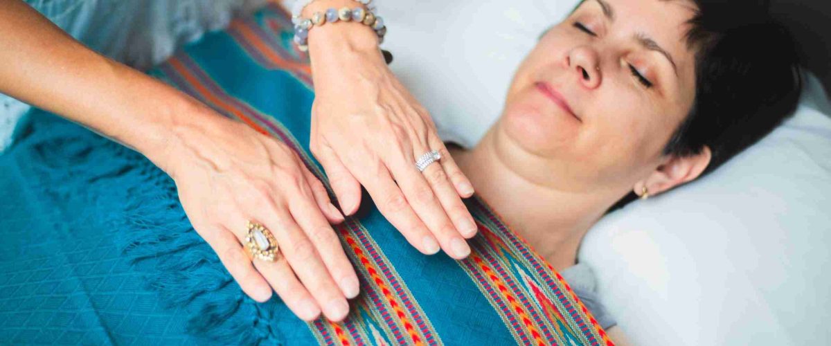 Women's Health Centre - Holistic Health Centre - Danforth - Ontario - Canada - Laura Iamundo - Reiki